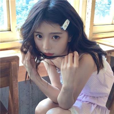 空房间里的妻子